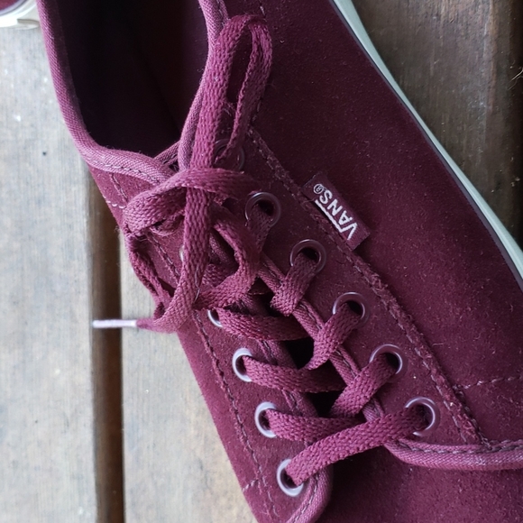 VANS Burgundy Suede Skate Shoes sz 7 Women's Sneakers - Picture 4 of 7